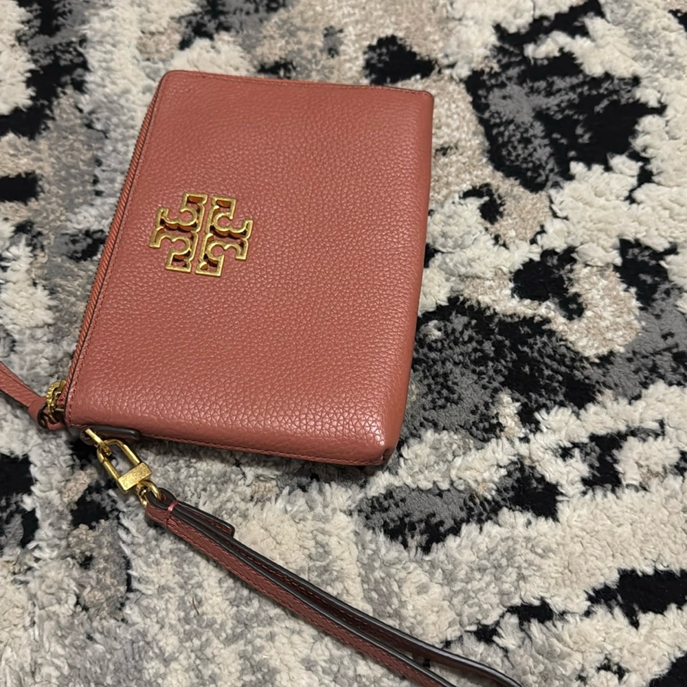 Tory Burch Wristlet Clutch